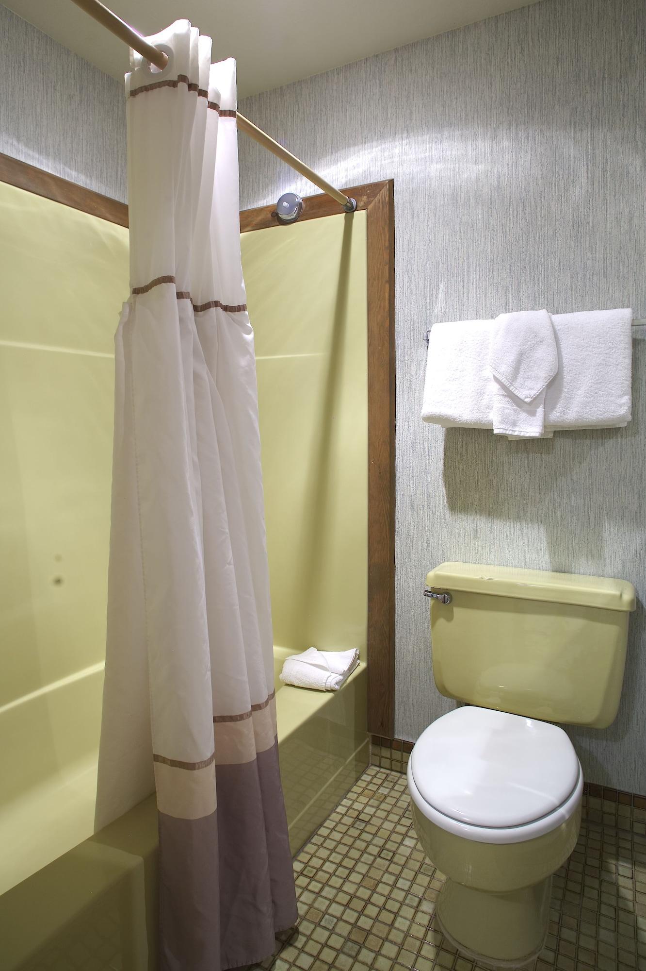 Hi Tide Oceanfront Inn Сисайд Экстерьер фото