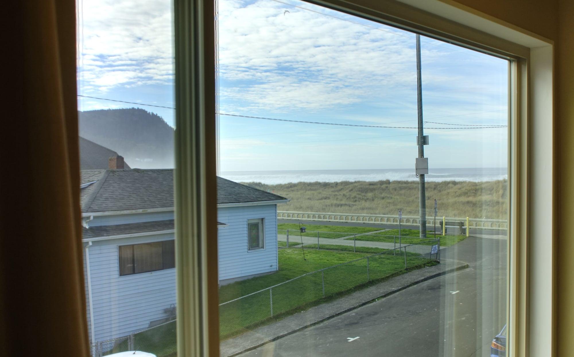 Hi Tide Oceanfront Inn Сисайд Экстерьер фото