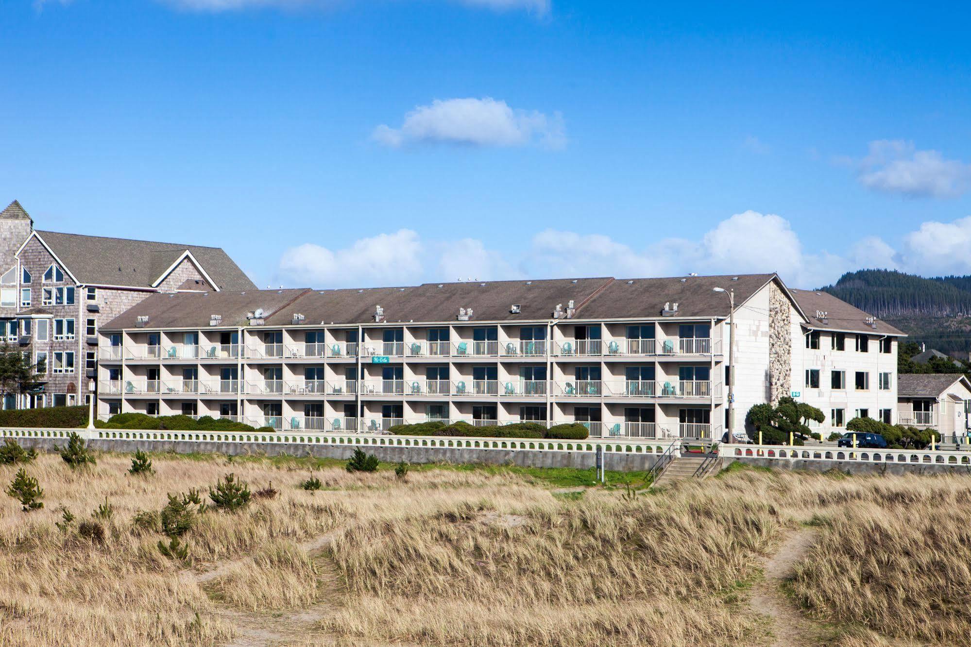 Hi Tide Oceanfront Inn Сисайд Экстерьер фото